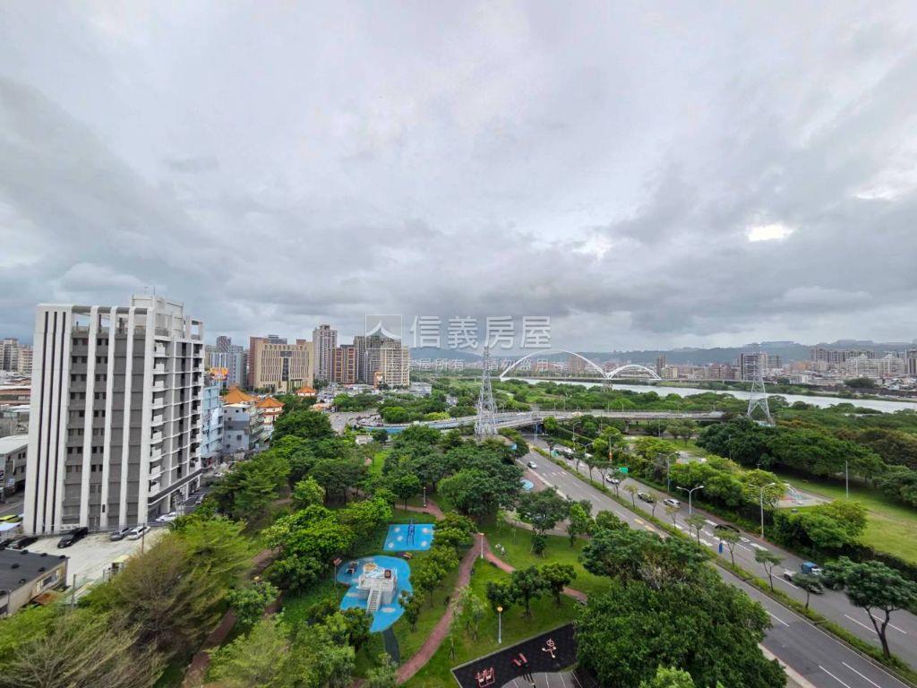 江翠北側Ｃ有景觀三房車位房屋室內格局與周邊環境