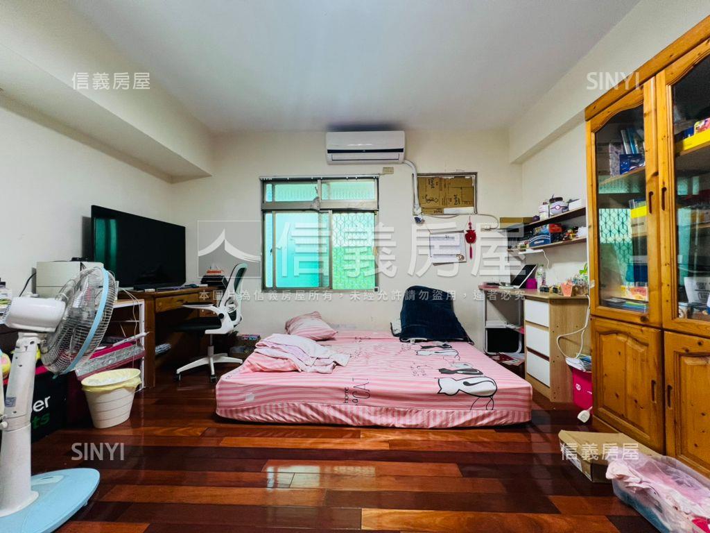 近鳳山車站學區宅三房平車房屋室內格局與周邊環境