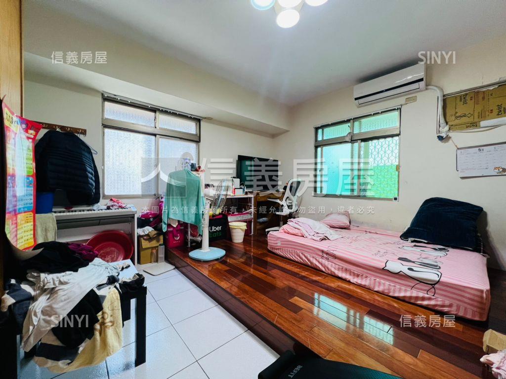 近鳳山車站學區宅三房平車房屋室內格局與周邊環境