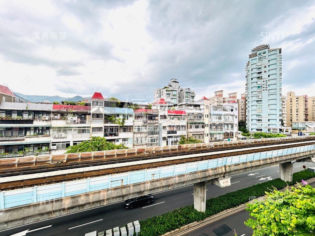 大湖公園捷運湖畔三房雅寓房屋室內格局與周邊環境