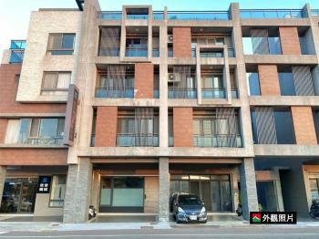 ⬛臨路大面寬質感透天