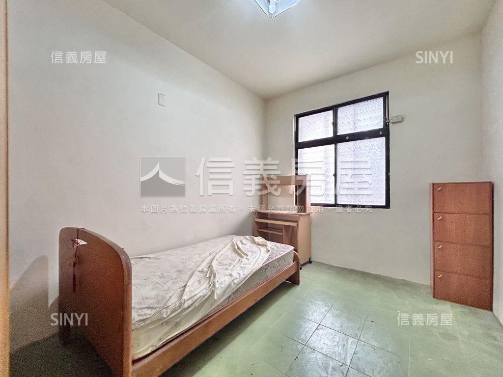 合江街稀有車庫別墅房屋室內格局與周邊環境