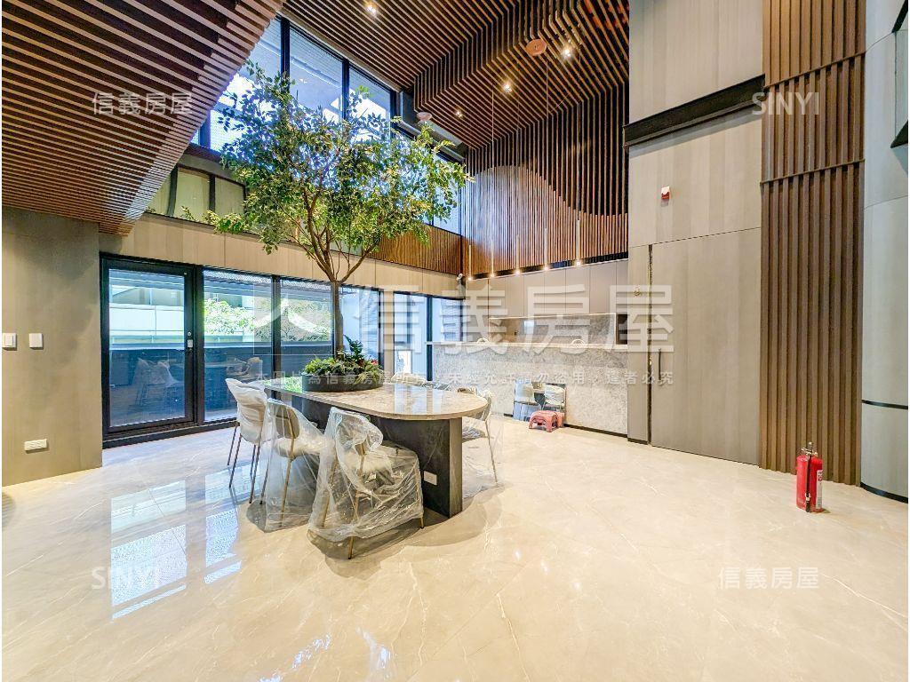 東區志榮ＢＲ４泳池三房房屋室內格局與周邊環境