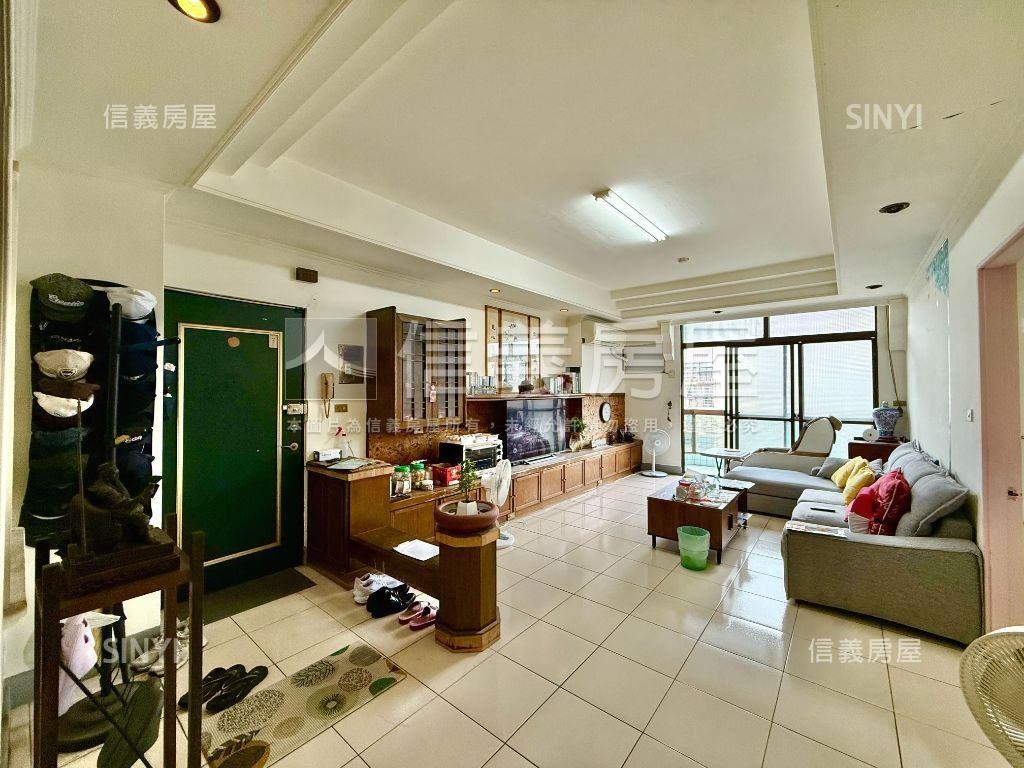 近河堤。明亮採光。大四房房屋室內格局與周邊環境