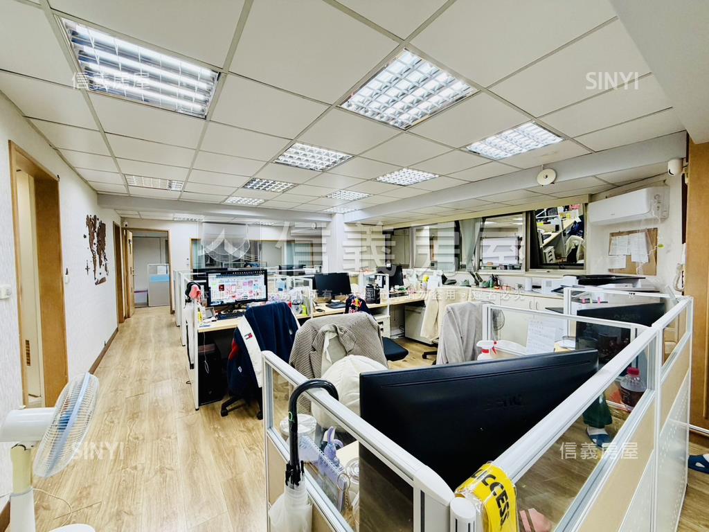 附中住辦皆宜有車位房屋室內格局與周邊環境