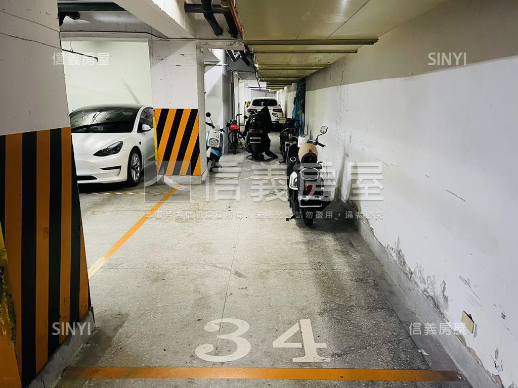 附中住辦皆宜有車位房屋室內格局與周邊環境