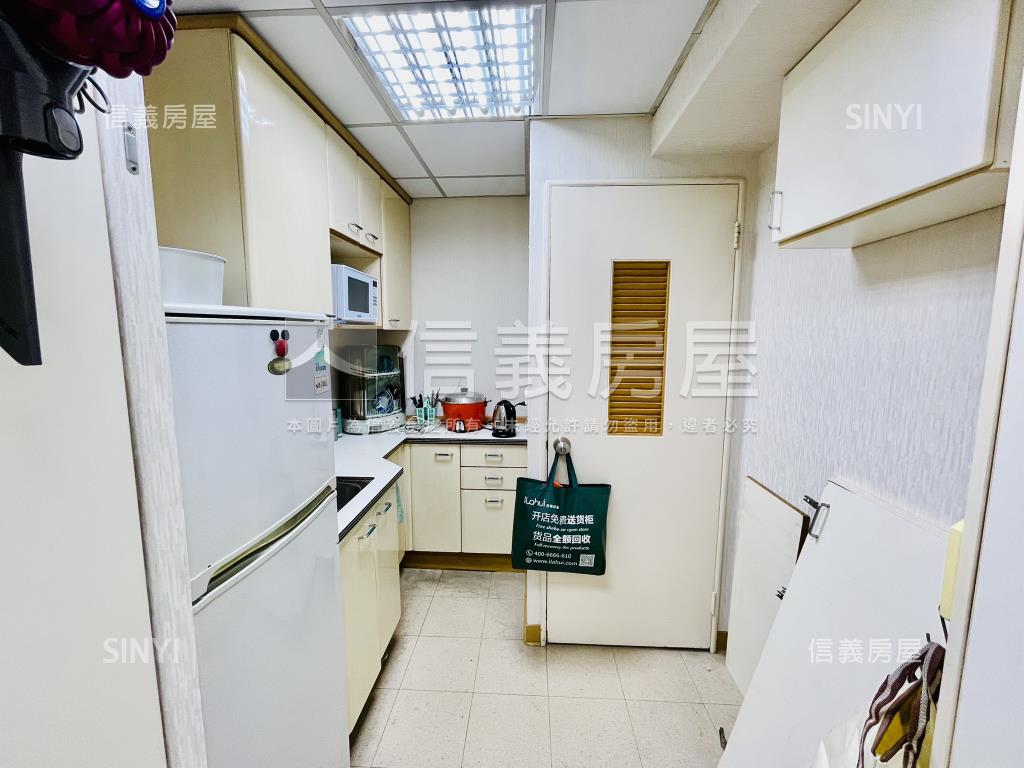 附中住辦皆宜有車位房屋室內格局與周邊環境