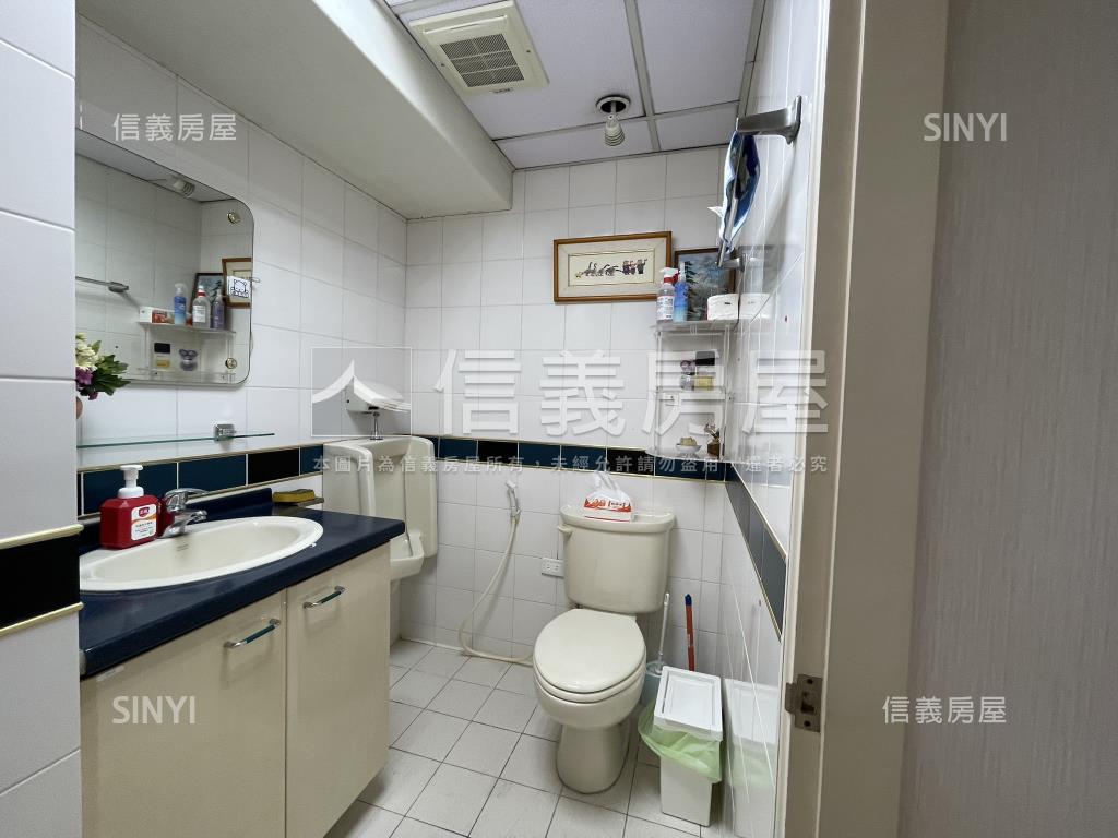 附中住辦皆宜有車位房屋室內格局與周邊環境
