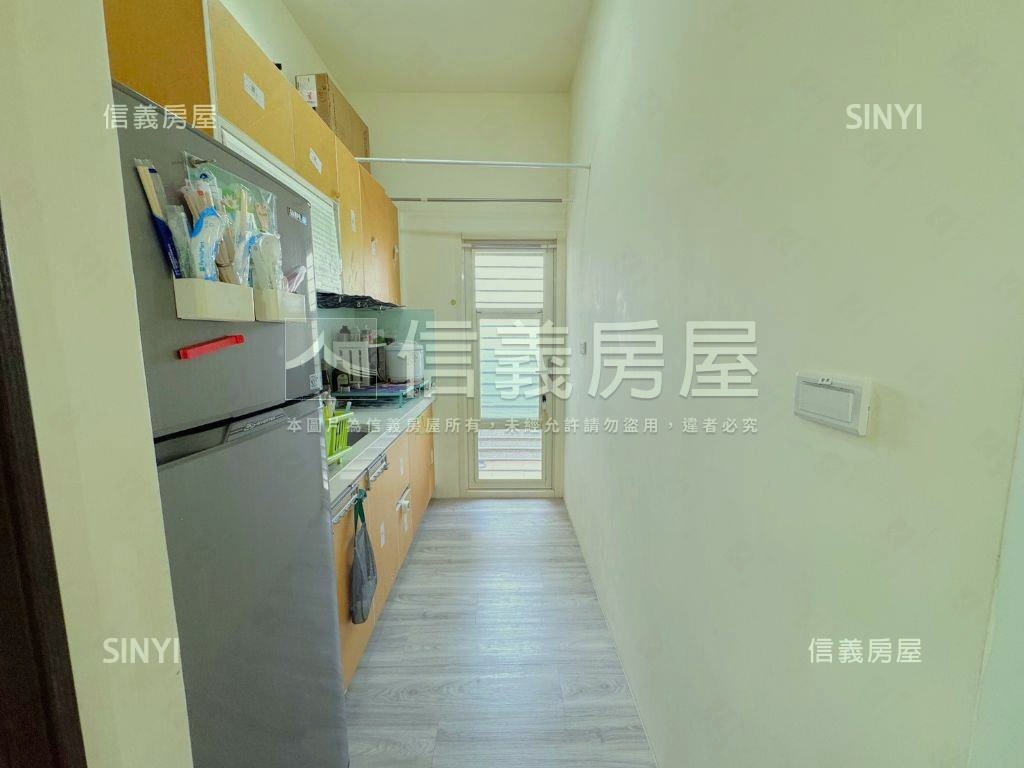 【俗】雙囍市兩房兩衛平車房屋室內格局與周邊環境