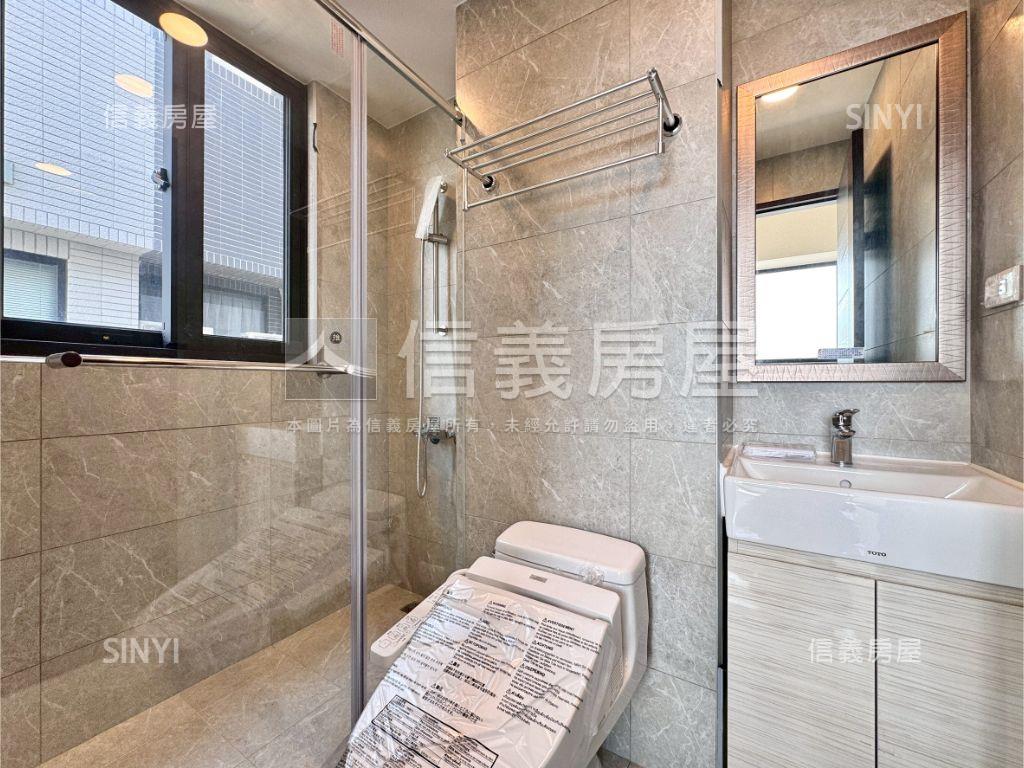 近三井全新高樓層三房車位房屋室內格局與周邊環境