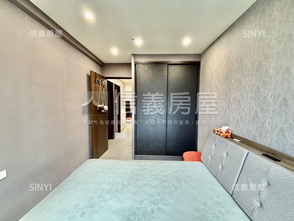 鳳凰冠帝王戶三房平車房屋室內格局與周邊環境