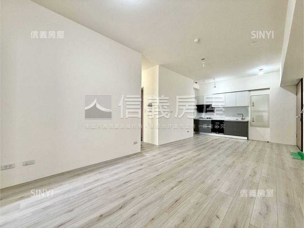 久樘花漾天鵝三房平車房屋室內格局與周邊環境