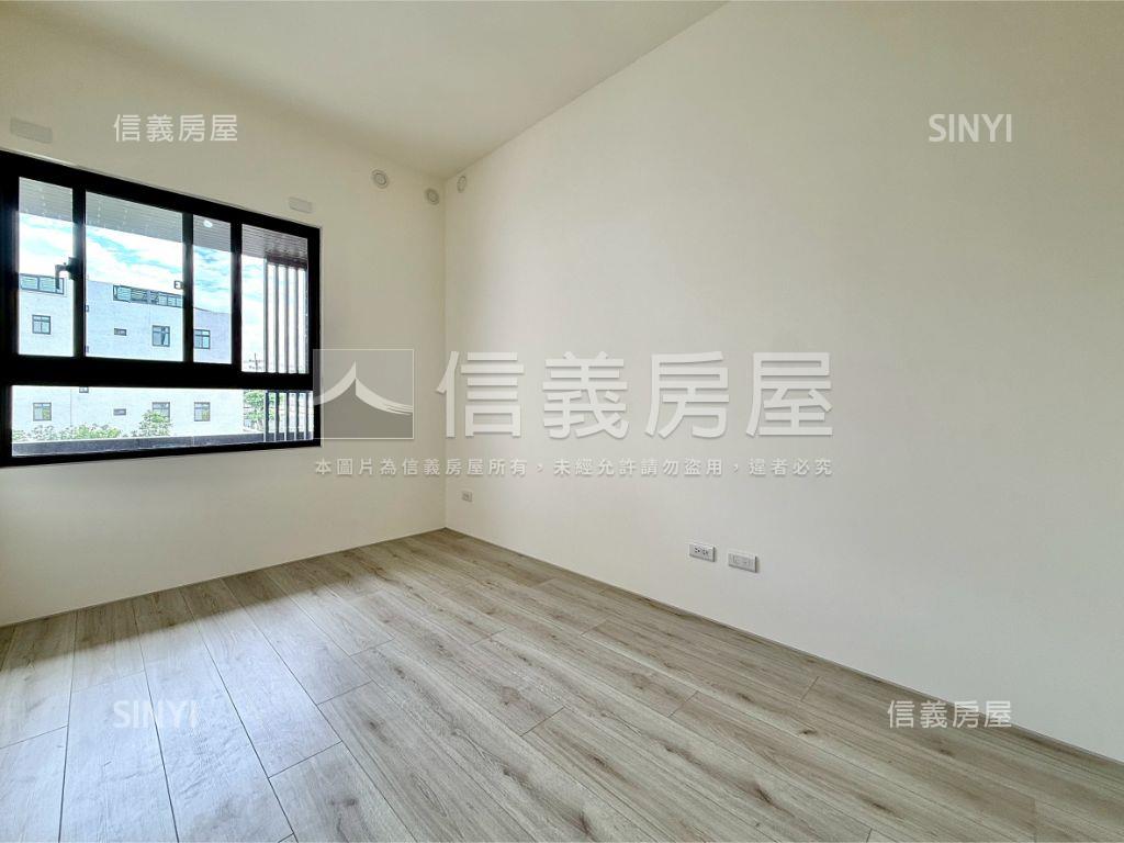 久樘花漾天鵝三房平車房屋室內格局與周邊環境