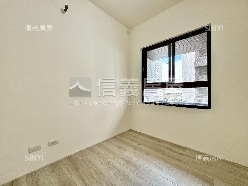 久樘花漾天鵝三房平車房屋室內格局與周邊環境