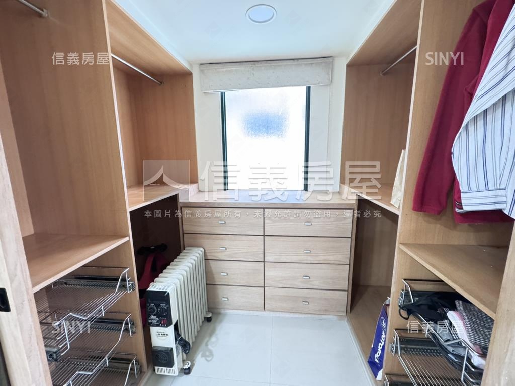 明德榮華電梯三房房屋室內格局與周邊環境
