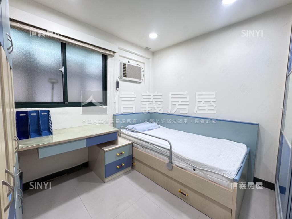 明德榮華電梯三房房屋室內格局與周邊環境