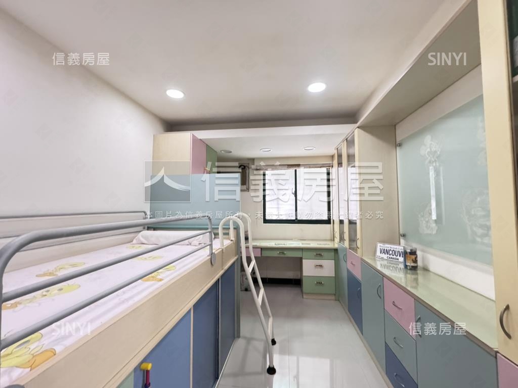 明德榮華電梯三房房屋室內格局與周邊環境
