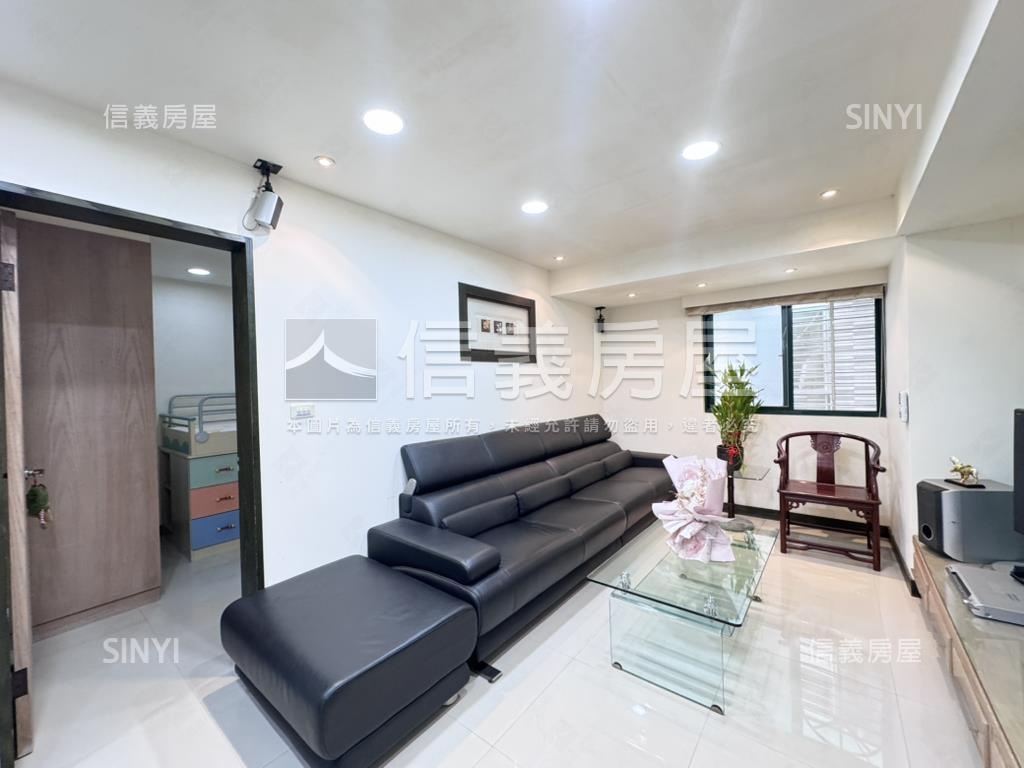 明德榮華電梯三房房屋室內格局與周邊環境