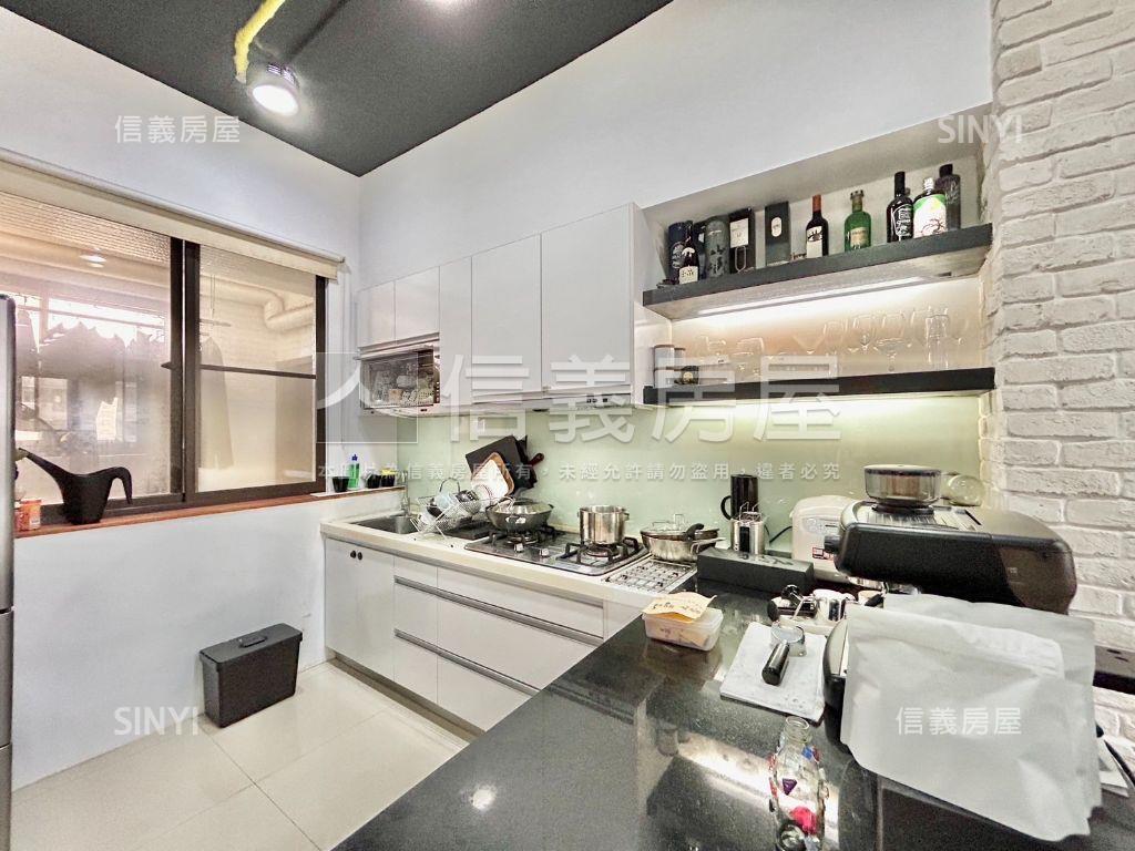 高鐵說ＬＡＶＩＥ雙車位房屋室內格局與周邊環境