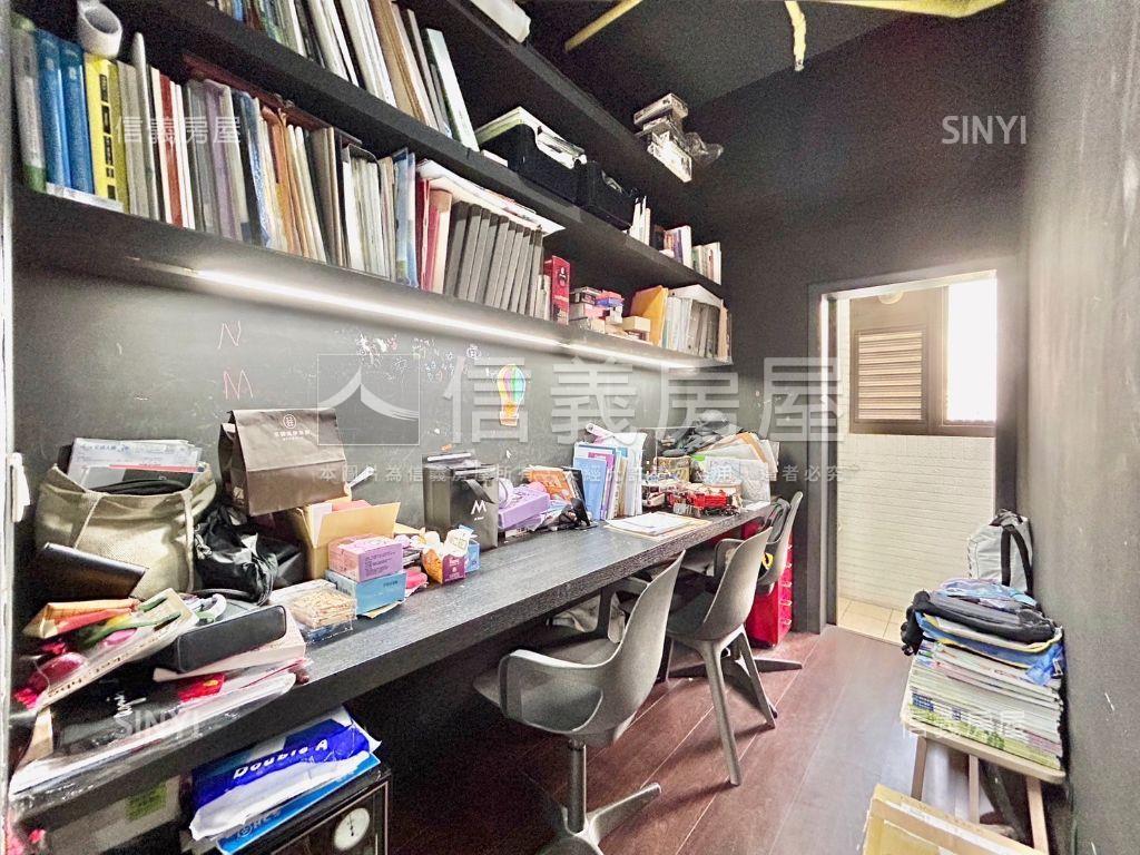 高鐵說ＬＡＶＩＥ雙車位房屋室內格局與周邊環境