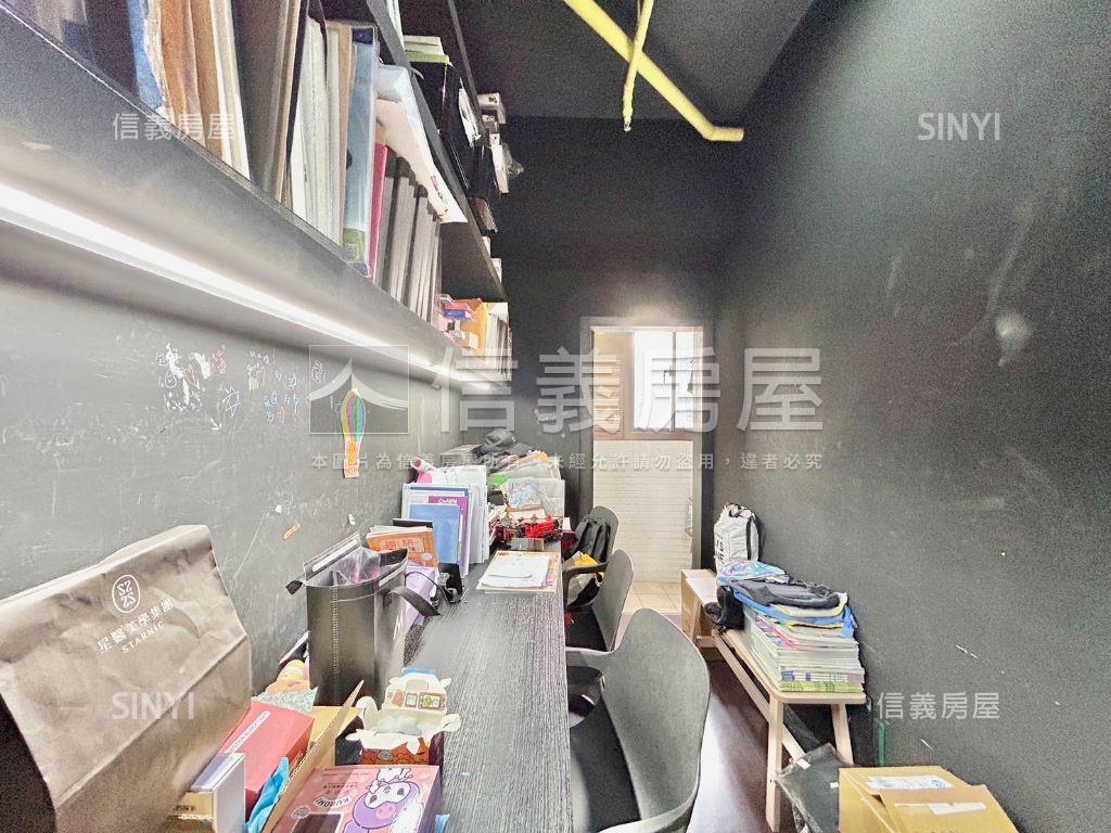 高鐵說ＬＡＶＩＥ雙車位房屋室內格局與周邊環境