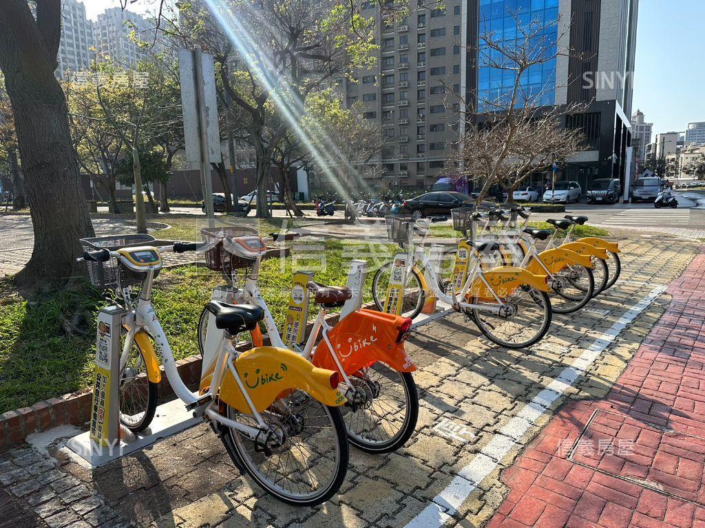 高鐵說ＬＡＶＩＥ雙車位房屋室內格局與周邊環境