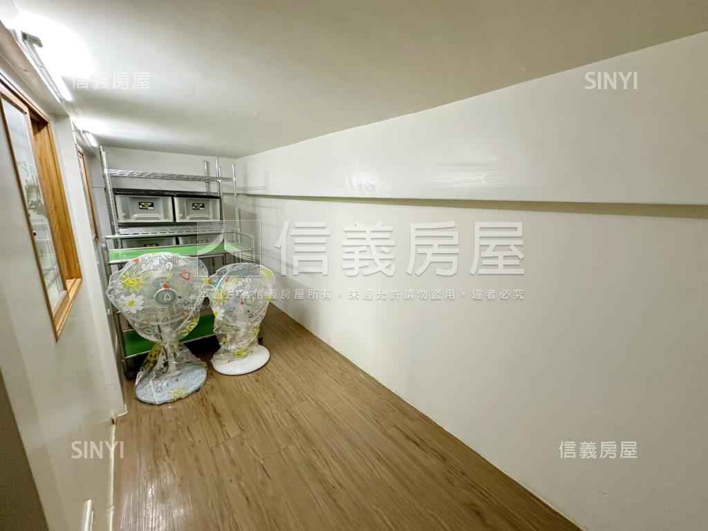 榮光對面～電梯大樓房屋室內格局與周邊環境