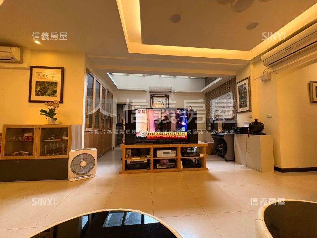 松山捷運加雙鐵鋼骨四房房屋室內格局與周邊環境