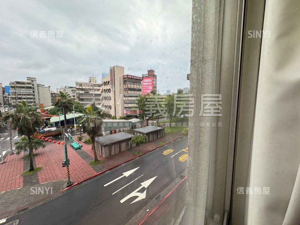 松山捷運加雙鐵鋼骨四房房屋室內格局與周邊環境