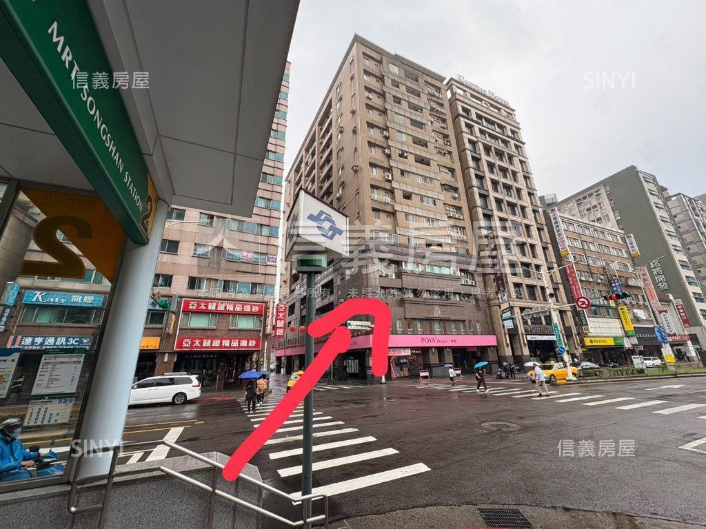 松山捷運加雙鐵鋼骨四房房屋室內格局與周邊環境