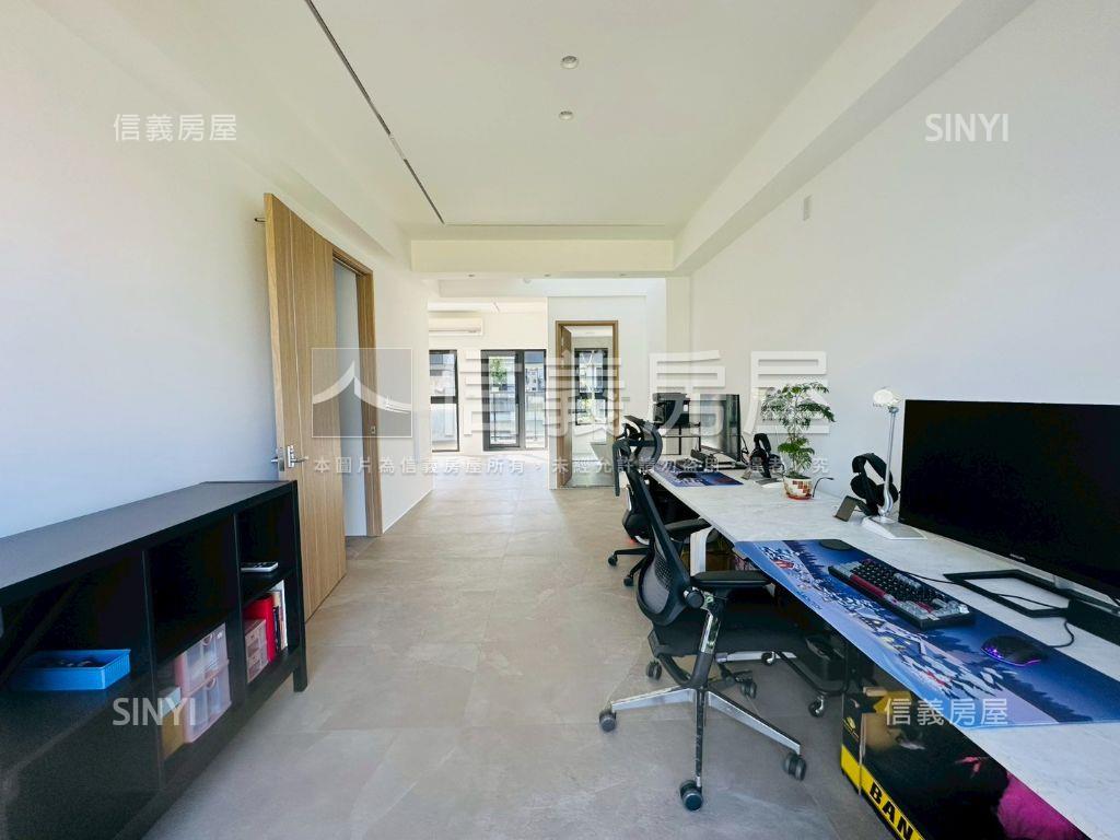 ★余自慢電梯別墅精裝戶房屋室內格局與周邊環境