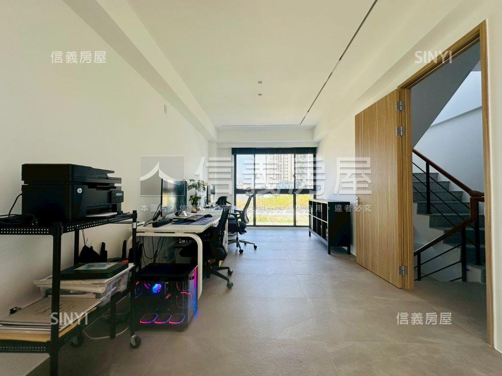 ★余自慢電梯別墅精裝戶房屋室內格局與周邊環境