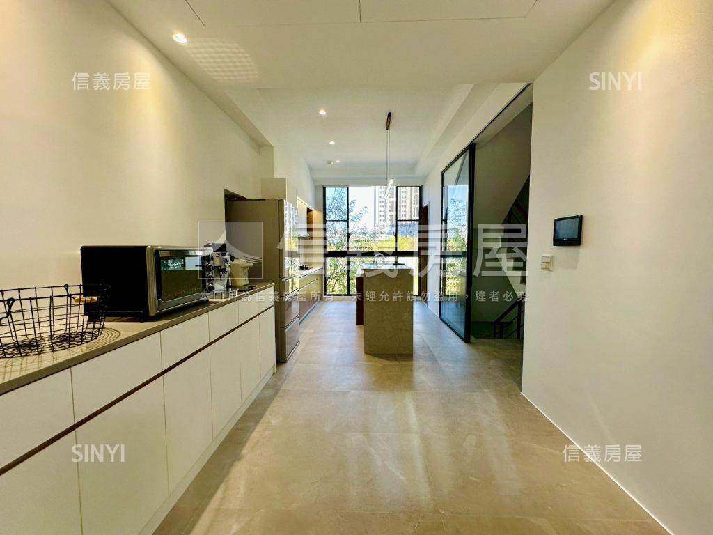 ★余自慢電梯別墅精裝戶房屋室內格局與周邊環境