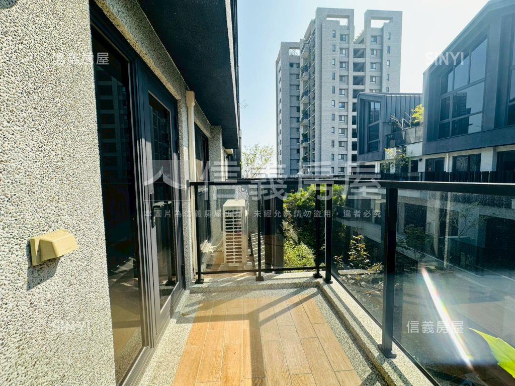 ★余自慢電梯別墅精裝戶房屋室內格局與周邊環境