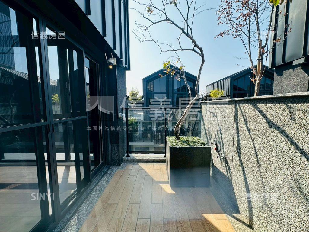 ★余自慢電梯別墅精裝戶房屋室內格局與周邊環境