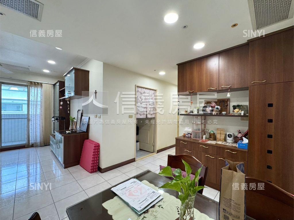 藝術園區三房平車房屋室內格局與周邊環境