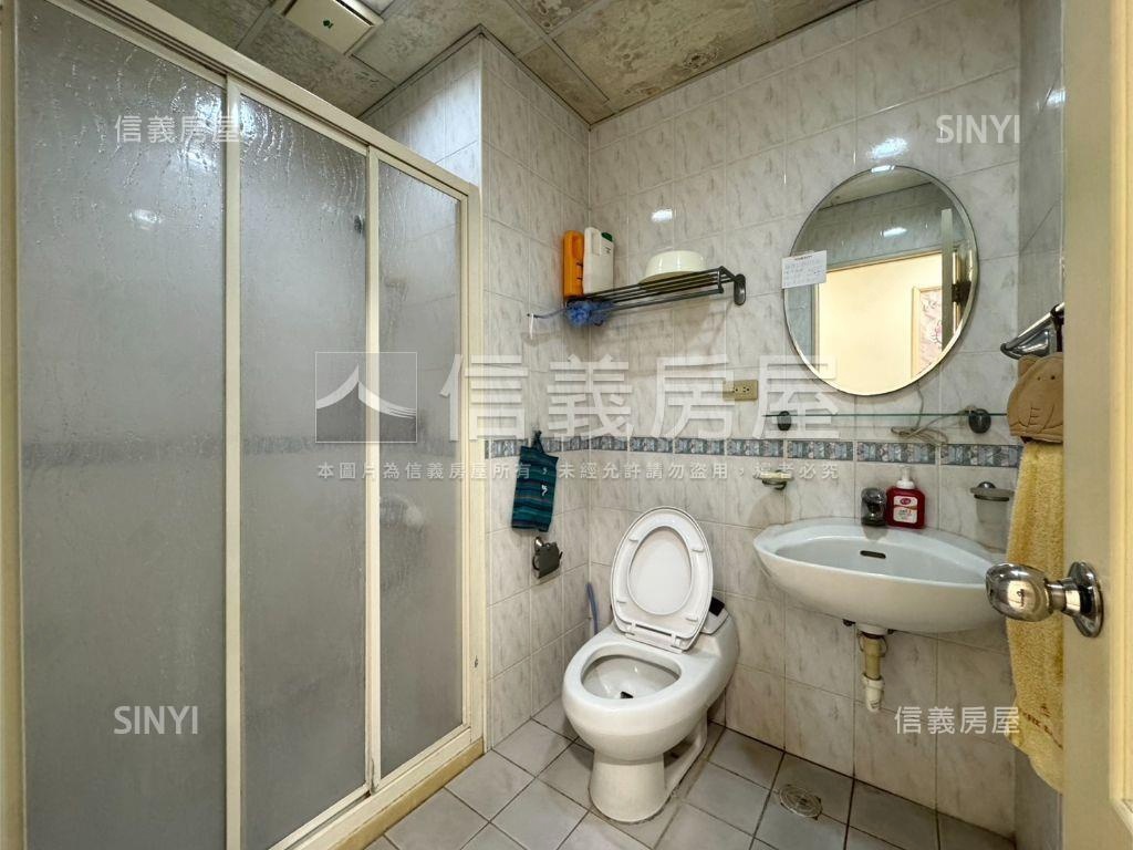 藝術園區三房平車房屋室內格局與周邊環境