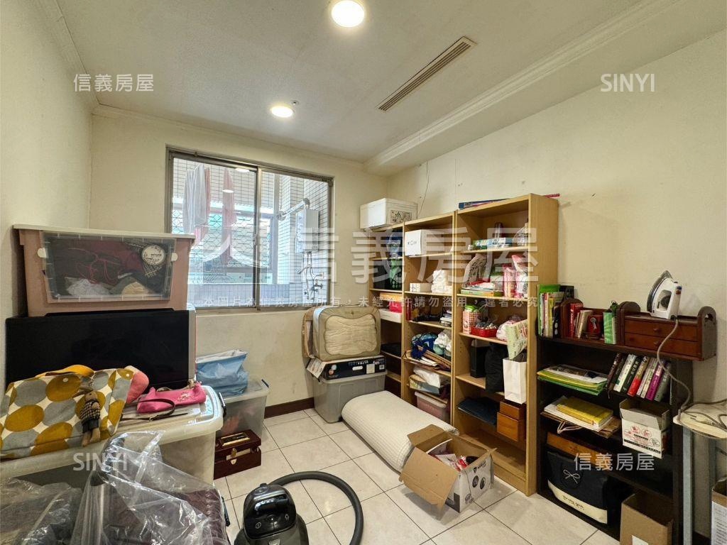 藝術園區三房平車房屋室內格局與周邊環境