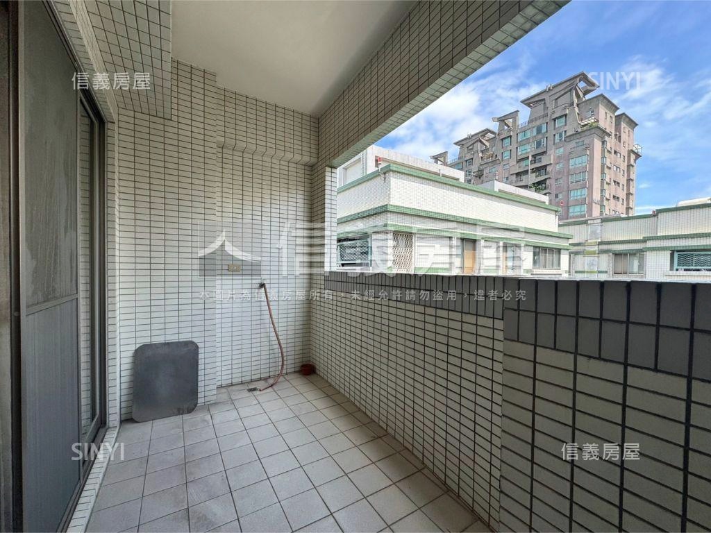 藝術園區三房平車房屋室內格局與周邊環境