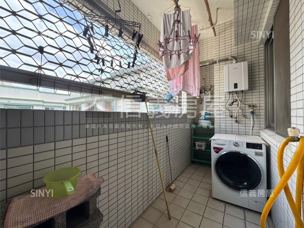 藝術園區三房平車房屋室內格局與周邊環境