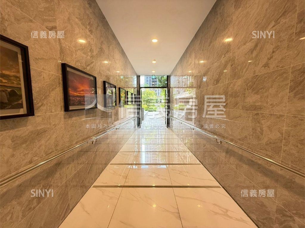 高鐵佳展大順兩房平車房屋室內格局與周邊環境