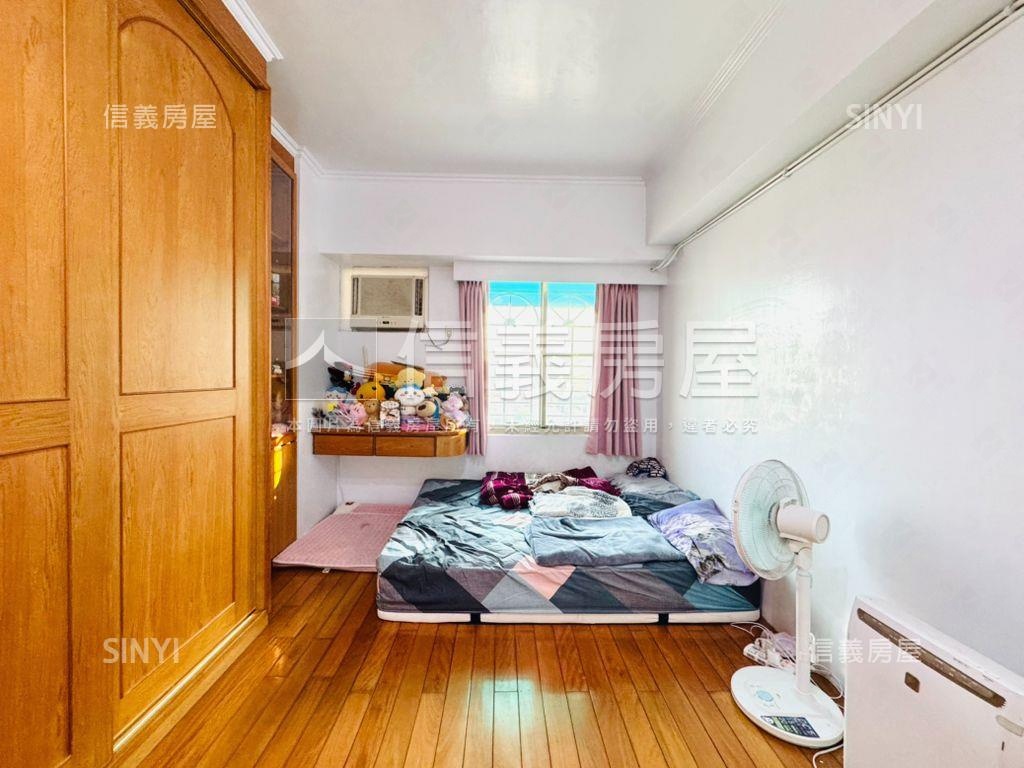 復國商圈大空間４房平車房屋室內格局與周邊環境