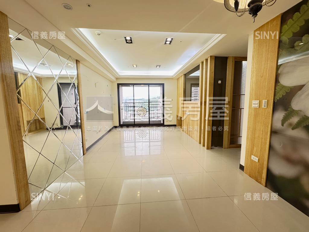 溫泉優宅高樓三房平面車房屋室內格局與周邊環境