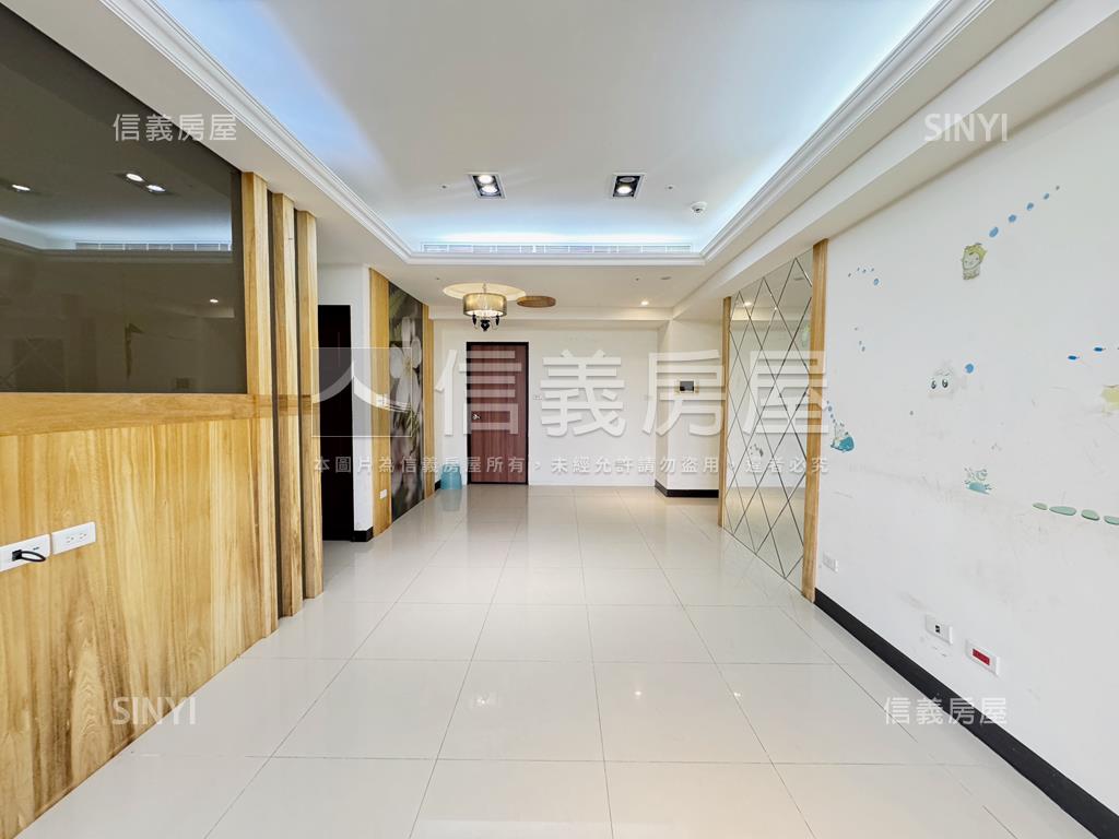 溫泉優宅高樓三房平面車房屋室內格局與周邊環境