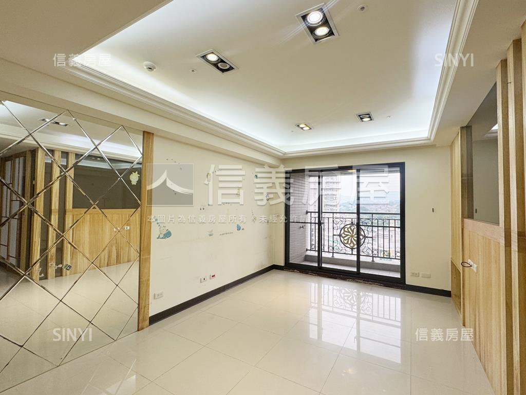 溫泉優宅高樓三房平面車房屋室內格局與周邊環境