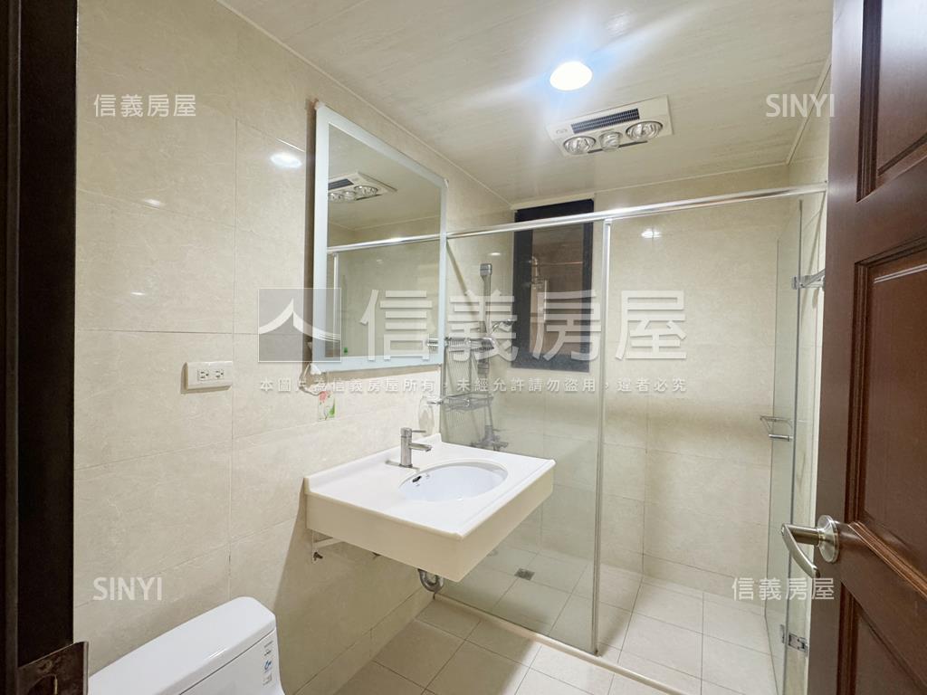 溫泉優宅高樓三房平面車房屋室內格局與周邊環境