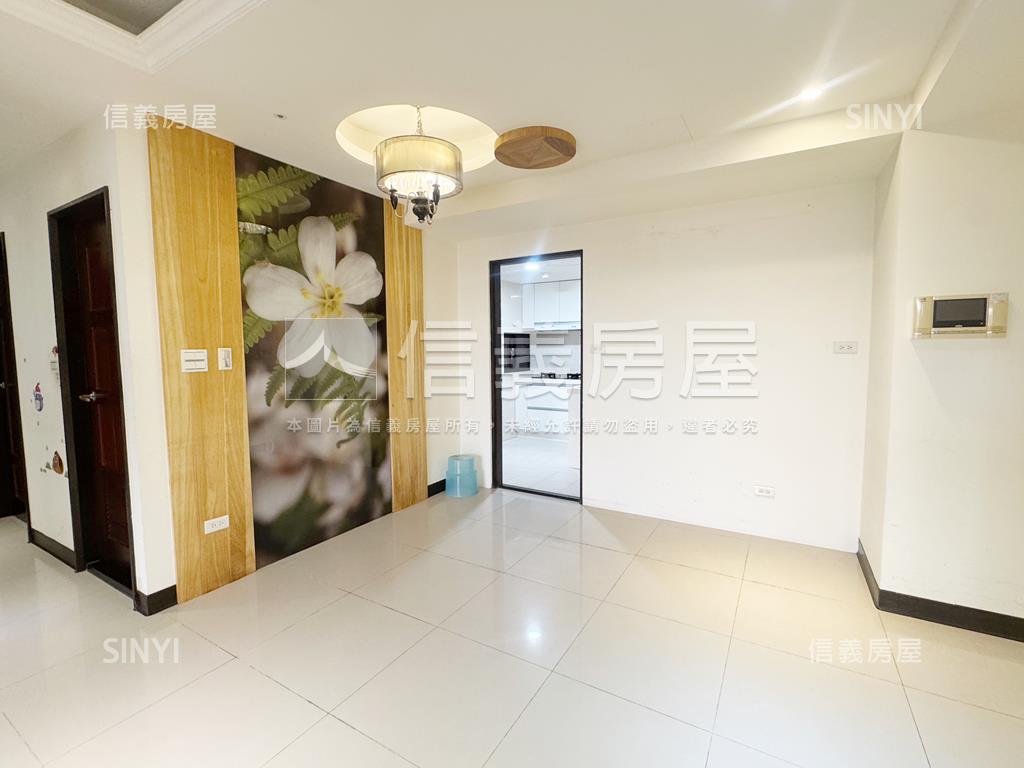 溫泉優宅高樓三房平面車房屋室內格局與周邊環境