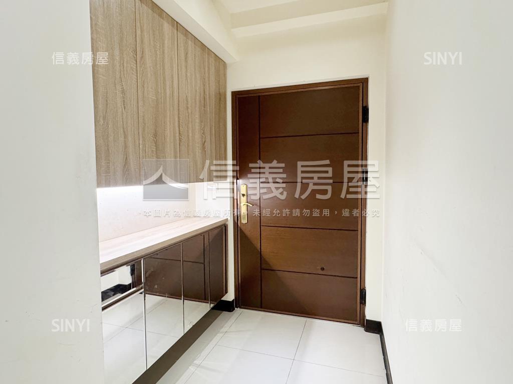 溫泉優宅高樓三房平面車房屋室內格局與周邊環境