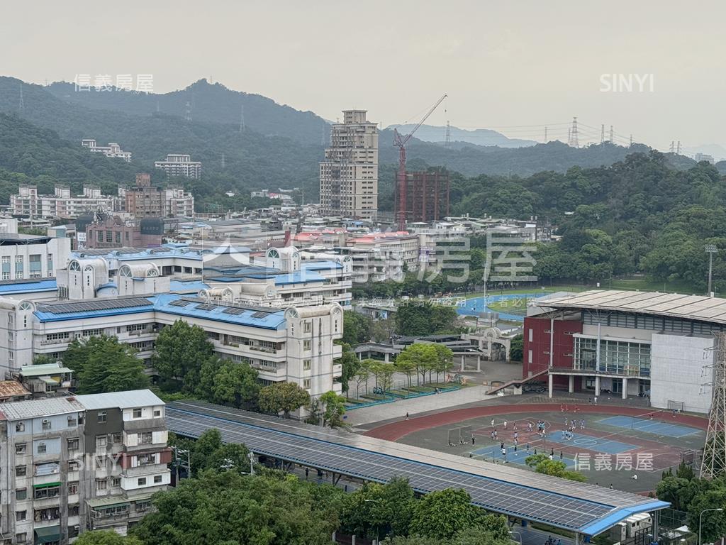 溫泉優宅高樓三房平面車房屋室內格局與周邊環境