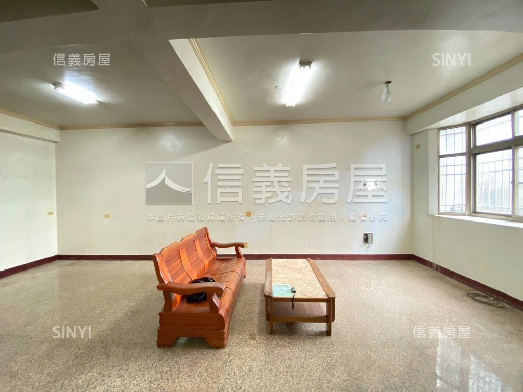 世外桃源透天大空間房屋室內格局與周邊環境